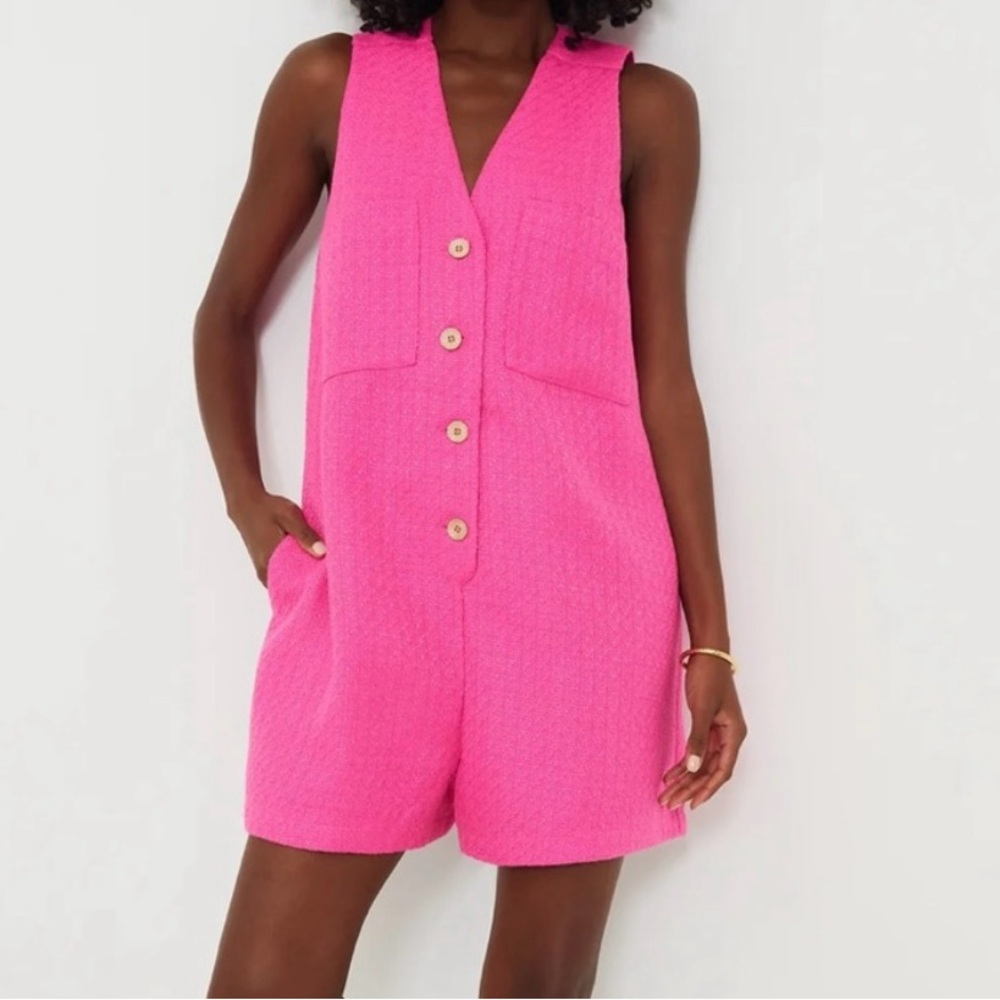 Tuckernuck Vibrant Pink and Gold Button-Up Textured Myla Shorts Romper Womens XL